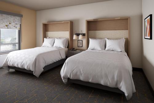 Habitación Estándar - 2 camas grandes del hotel Holiday Inn - Long Island - ISLIP Arpt East, an IHG