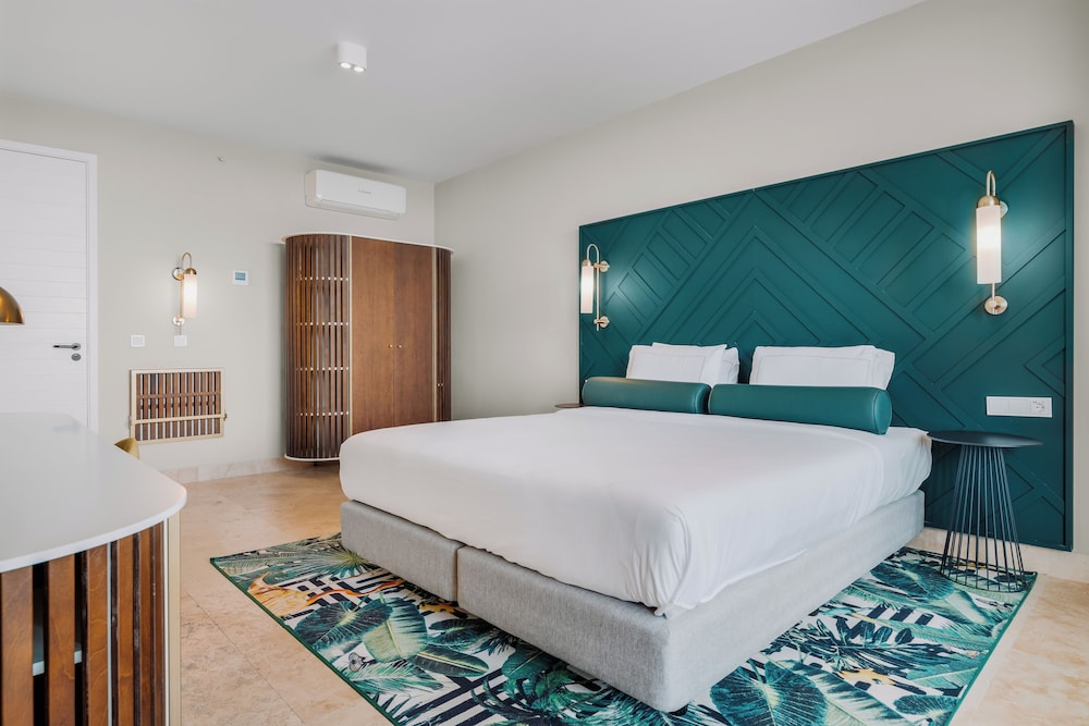 Suite, 1 cama de matrimonio grande (Penthouse Suite) del hotel Mangrove Beach Corendon Curacao. Foto 2