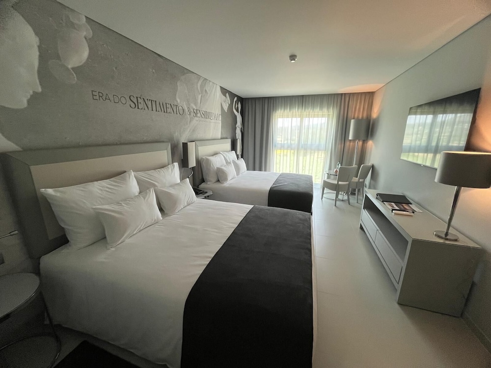 Habitación Familiar Estándar Premium del hotel Vila Gale Collection Ponte de Lima. Foto 1