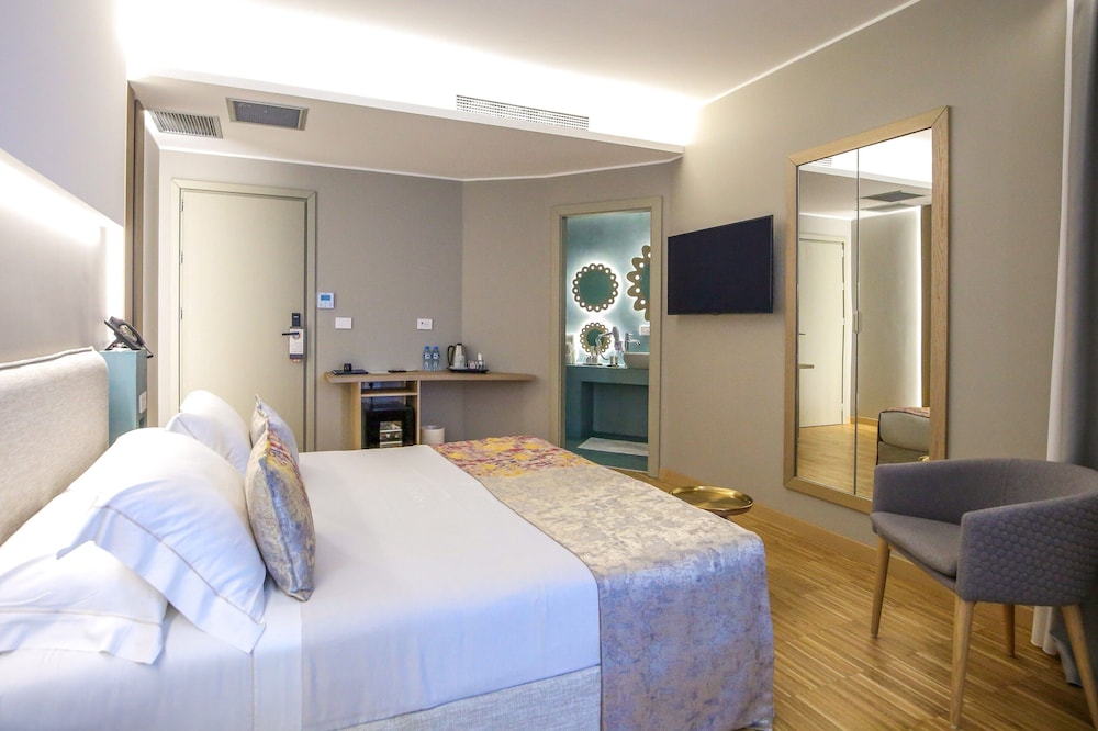 Habitación Superior del hotel Vlora Priam Affiliated By Melia. Foto 3