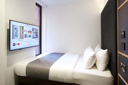 Habitación adaptada para personas con movilidad reducida - Cama grande del hotel The Z Hotel Trafalgar