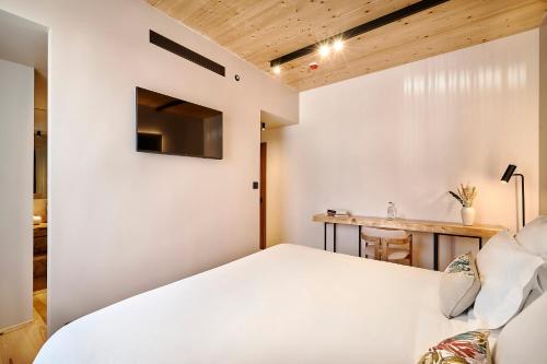 Habitación Doble Estándar - 1 o 2 camas del hotel The Log Porto Hotel by Piamonte Hotels. Foto 8