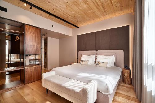 Suite Executive del hotel The Log Porto Hotel by Piamonte Hotels. Foto 4