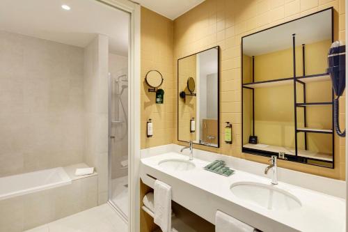 Suite Junior del hotel Sercotel Barcelona El Prat. Foto 4