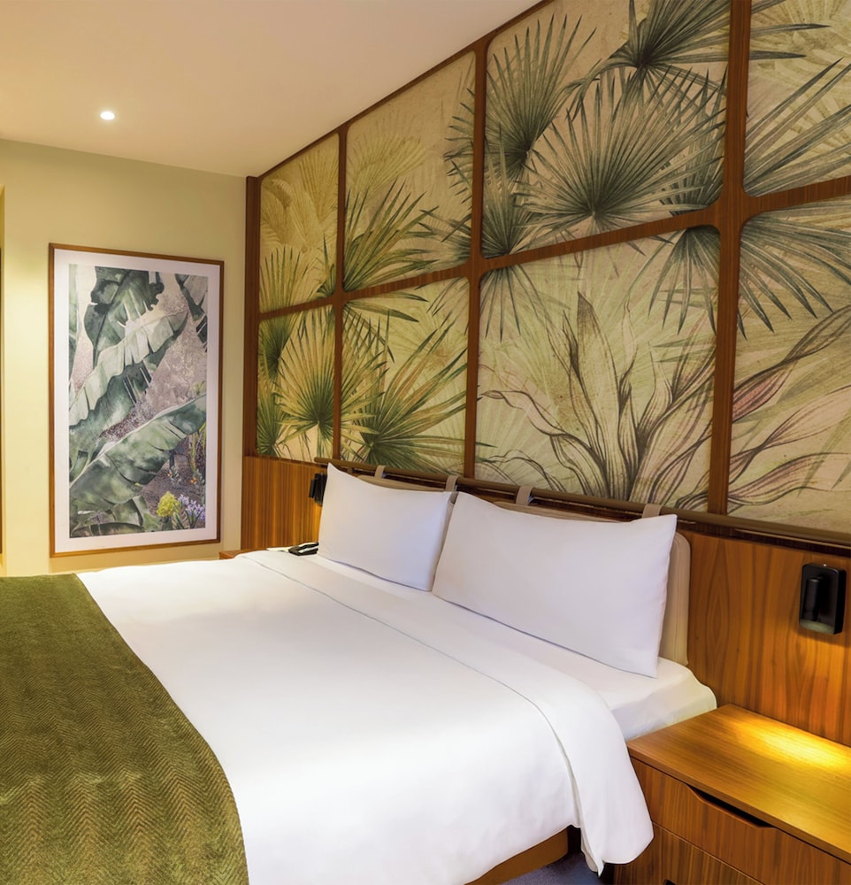 Habitación estándar con 2 camas individuales del hotel Ibis Styles Istanbul Kurtkoy. Foto 10