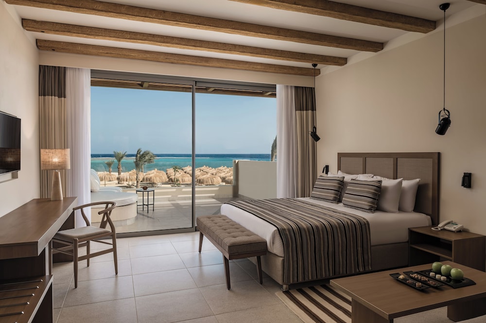 Habitación Deluxe, 1 cama de matrimonio, vistas a la piscina (Family) del hotel JAZ Elite Riviera
