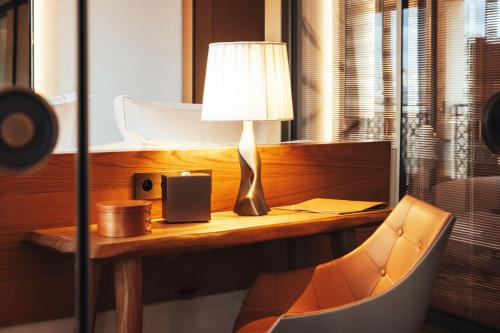 Three Connecting Family Rooms del hotel Sax Paris, LXR Hotels and Resorts. Foto 6