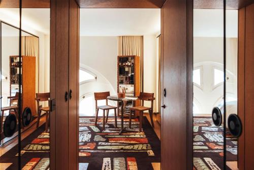 Habitación Doble Prestige - 2 camas del hotel Sax Paris, LXR Hotels and Resorts. Foto 1