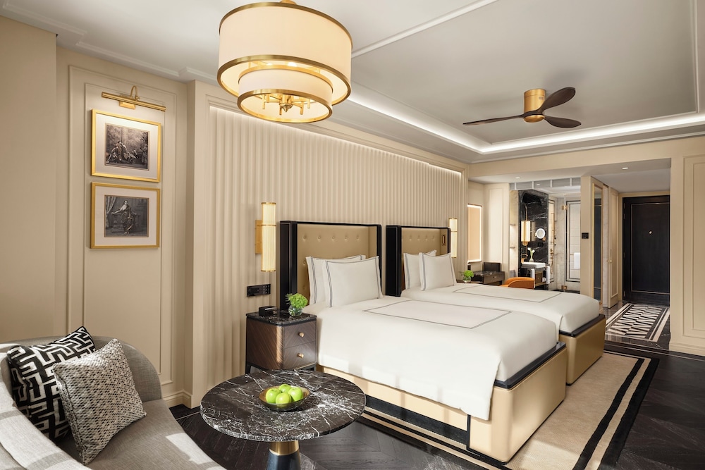 Habitación, 2 camas individuales del hotel Fairmont Mumbai. Foto 7