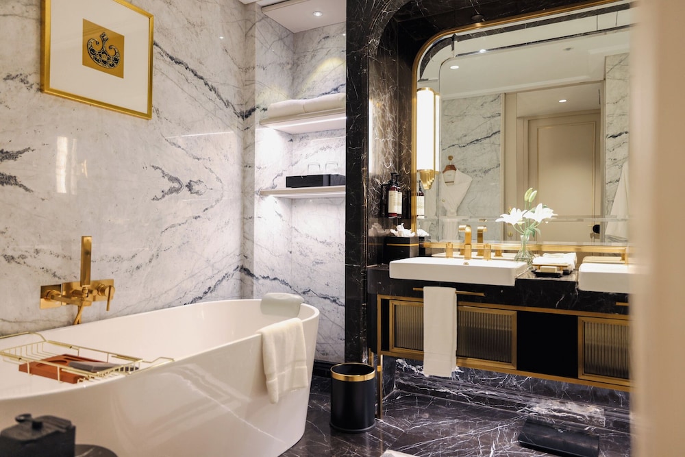 SIGNATURE GOLD 2 Single Beds, Fairmont Gold lounge access del hotel Fairmont Mumbai. Foto 8