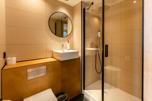 Habitación Doble Estándar del hotel easyHotel Valencia Ciutat Vella. Foto 12