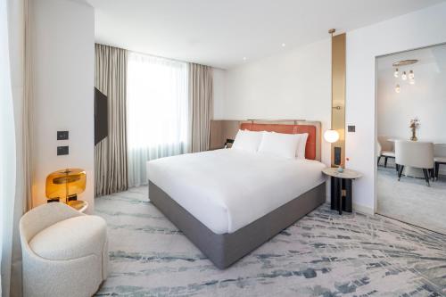 Suite Dorsett del hotel Dorsett Canary Wharf London. Foto 2