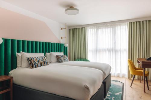 Habitación Doble Estándar - 2 camas del hotel Indigo London Clerkenwell by IHG