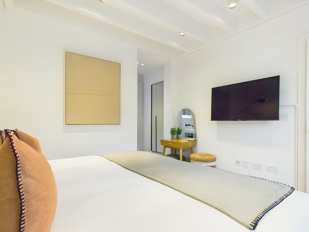 Casa Confort, 3 habitaciones, balcón, vistas al canal del hotel Be London - The St Pancras Residences. Foto 11