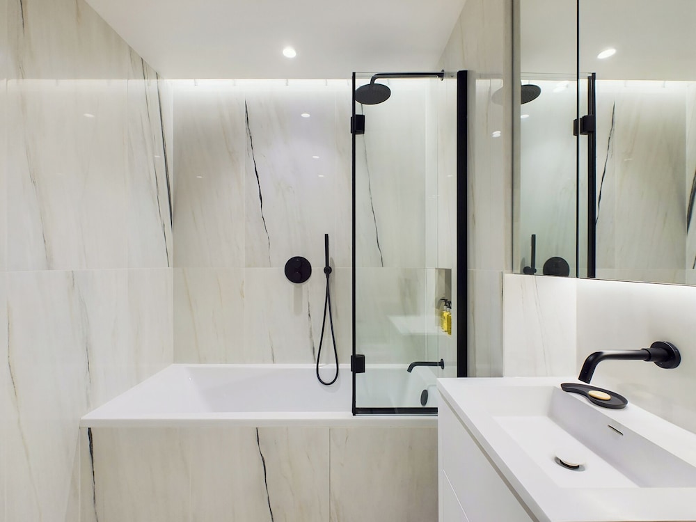 Apartamento Deluxe, 1 habitación, balcón del hotel Be London - The St Pancras Residences. Foto 10