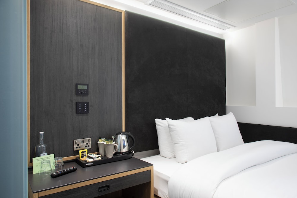 Queen Room del hotel The Z Hotel Leicester Square. Foto 2