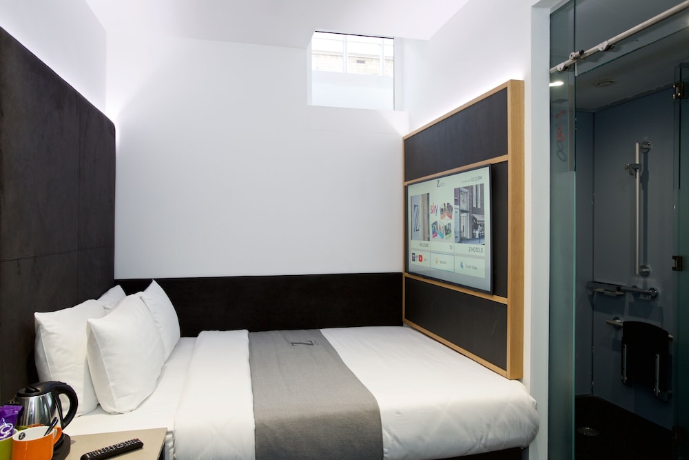 Club Queen Accessible Room del hotel The Z Hotel Leicester Square. Foto 3