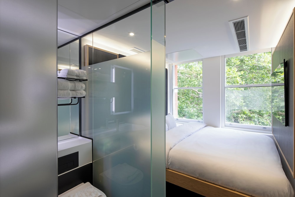 Club Queen Room del hotel The Z Hotel Leicester Square