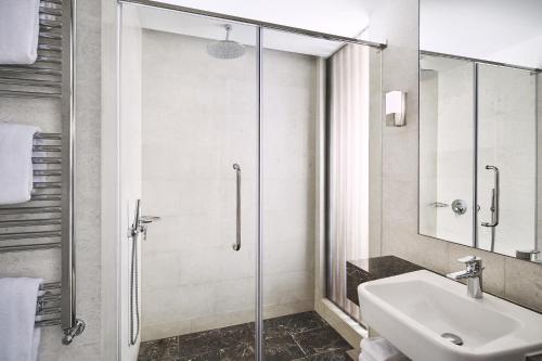 Habitación Premium del hotel Metropol Palace Belgrade. Foto 1