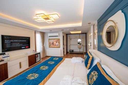 Suite con balcón y vistas al mar - Ático del hotel The Byzantium and Suites - Special Class. Foto 1