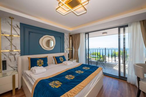 Suite con balcón y vistas al mar - Ático del hotel The Byzantium and Suites - Special Class. Foto 7