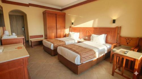 Romance Swim Up 16+ del hotel Regency Plaza Aqua Park. Foto 8