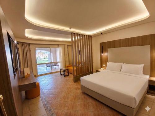 Habitación Doble Superior del hotel Regency Plaza Aqua Park. Foto 5