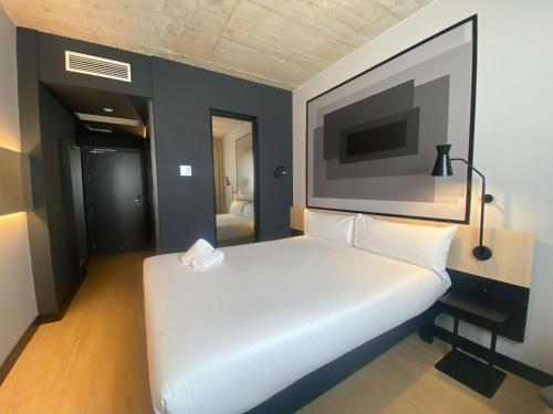 Habitación Doble Estándar del hotel ibis Madrid Norte Las Tablas