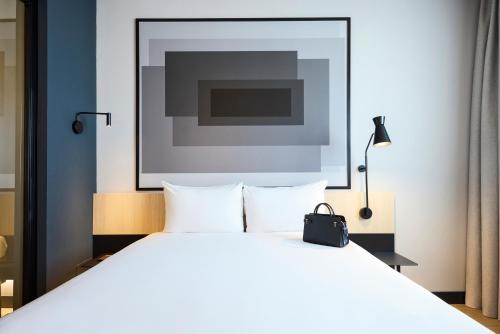 Habitación Doble Estándar del hotel ibis Madrid Norte Las Tablas. Foto 12
