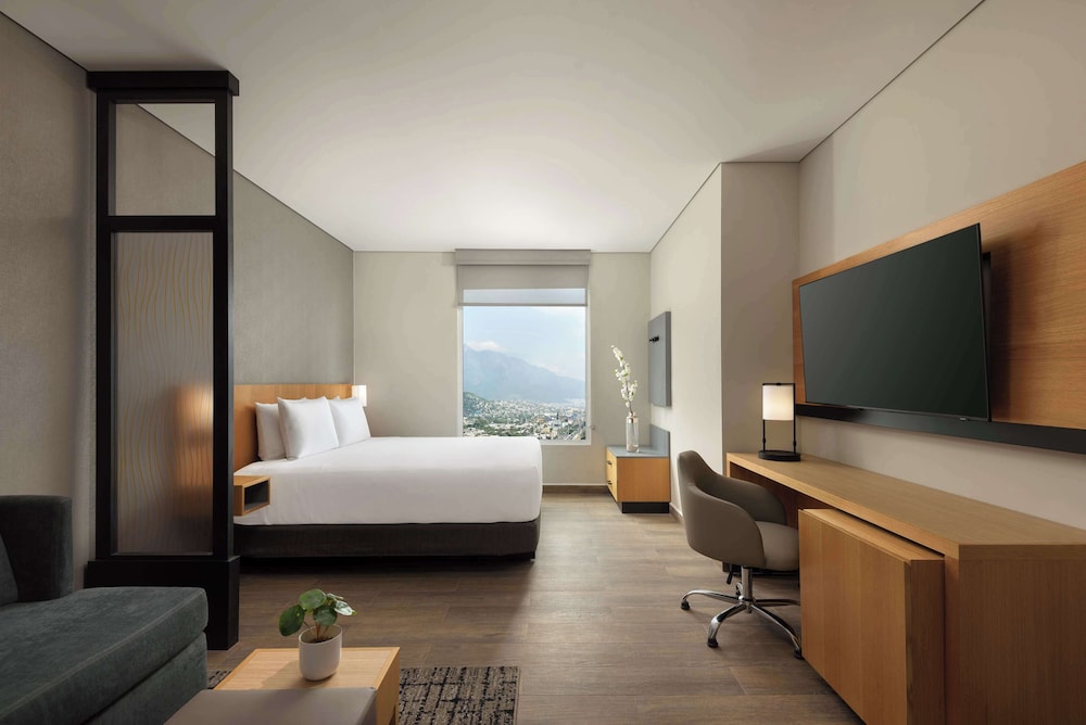 Cama King (más sofá cama) del hotel Hyatt Place Monterrey Valle
