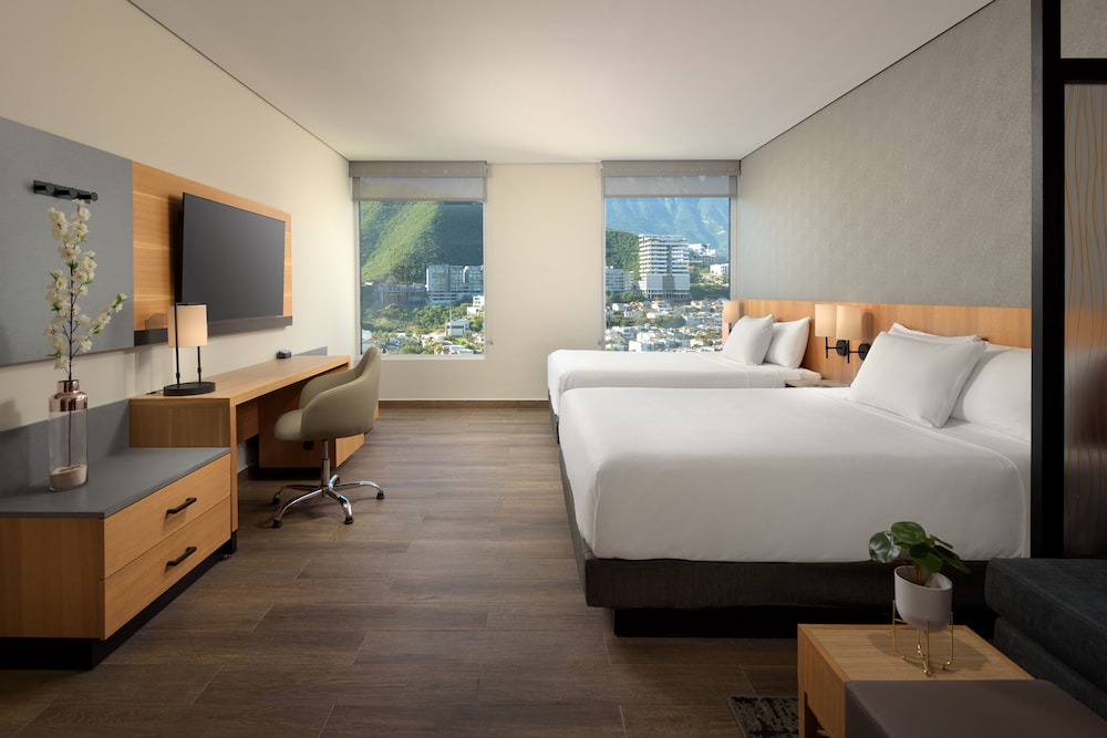 Dos camas Queen (más sofá cama) del hotel Hyatt Place Monterrey Valle