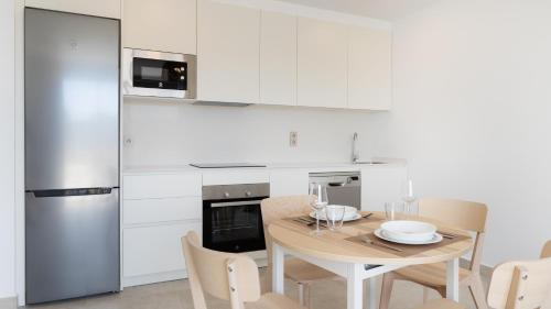 Apartamento con vistas al mar del hotel Calm Beach. Foto 2