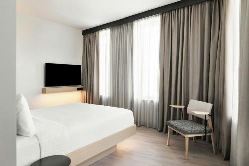 Moxy Superior Queen Room del hotel Moxy Alfragide Lisboa. Foto 3