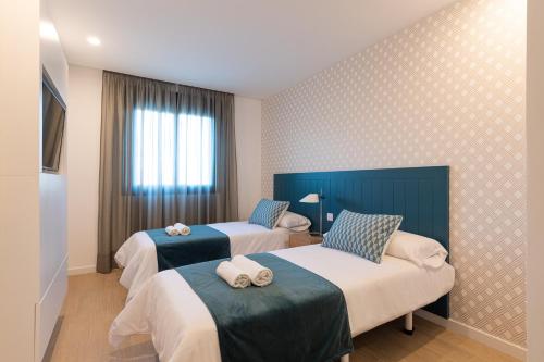 Suite Familiar con balcón del hotel Beach Alfredo. Foto 3