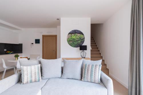 Suite Familiar con balcón del hotel Beach Alfredo. Foto 10