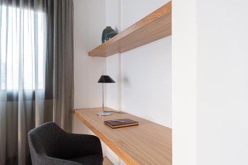 Suite Familiar con balcón del hotel Beach Alfredo. Foto 35