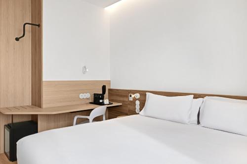 Habitación Doble Superior del hotel B&B Alicante Aeropuerto