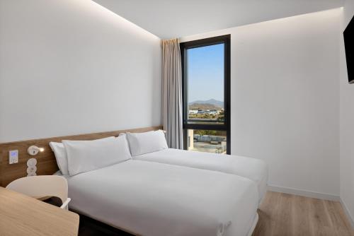 Habitación Doble - 1 o 2 camas del hotel B&B Alicante Aeropuerto. Foto 3