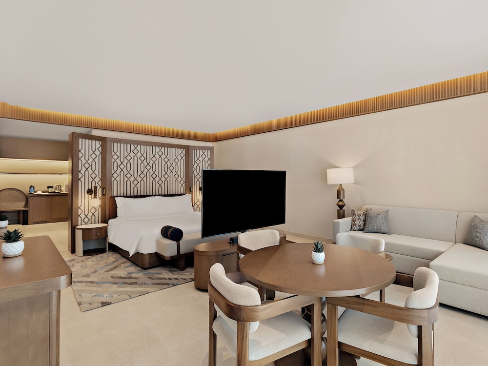 Suite del hotel Mercure Abu Dhabi Downtown. Foto 10