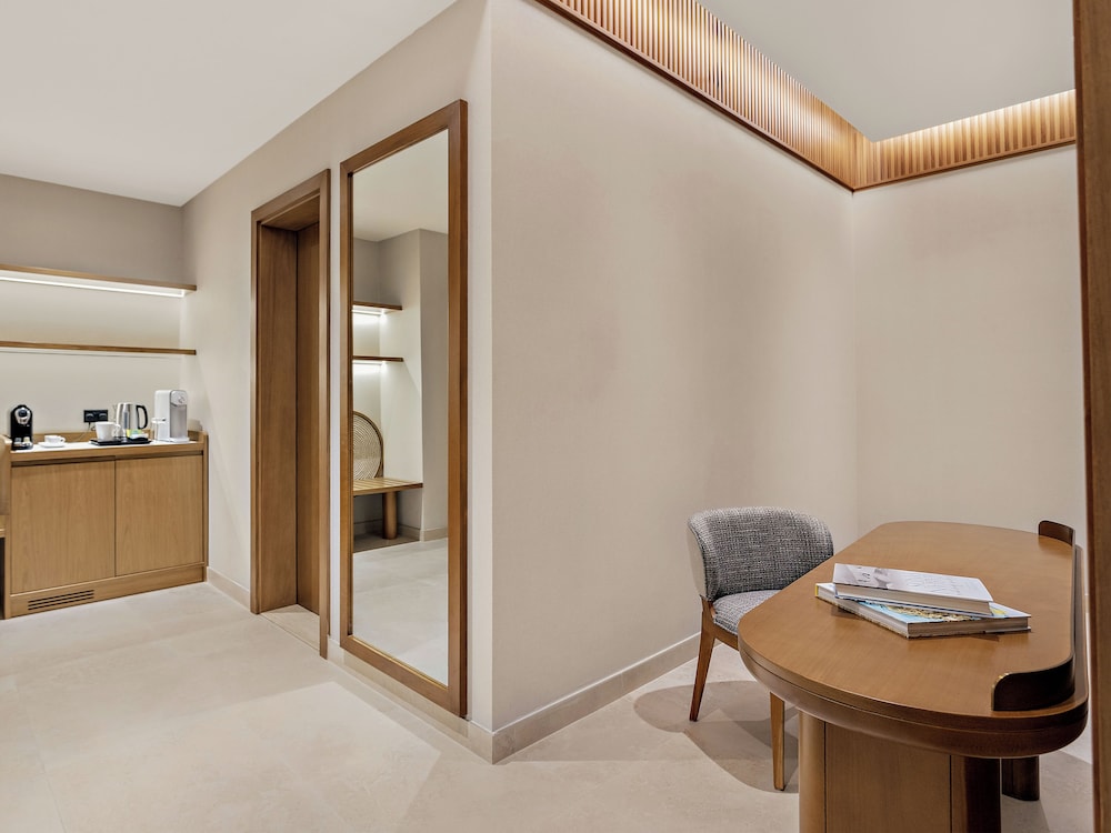 Suite del hotel Mercure Abu Dhabi Downtown. Foto 11