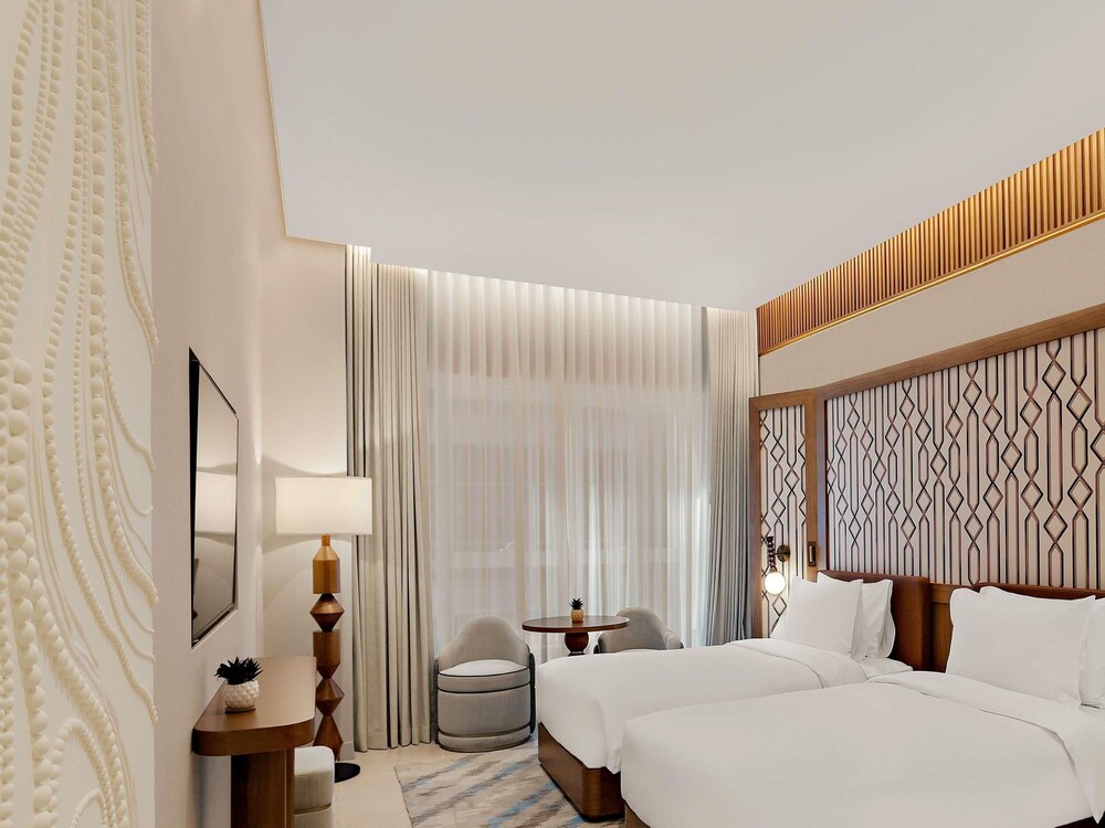 Habitación Superior Twin del hotel Mercure Abu Dhabi Downtown. Foto 6