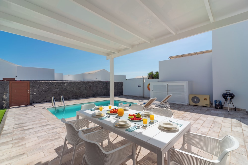 Villa 3 dormitorios 7A Adargoma Duplex with Private Pool del hotel Ereza Villas La Granja