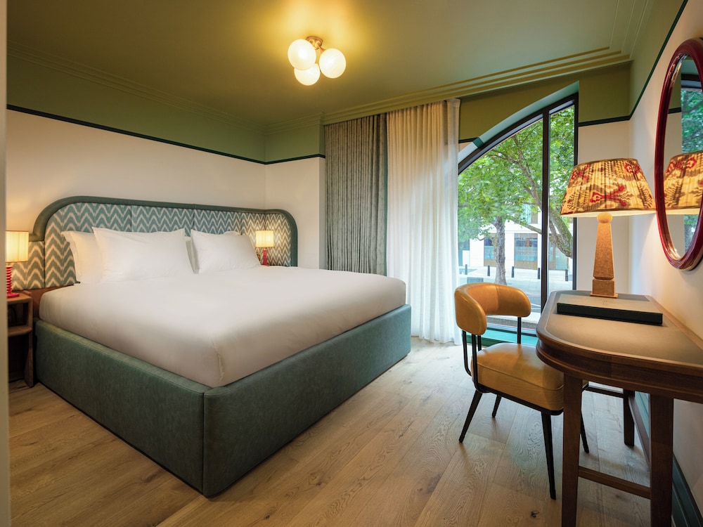 Suite Grand, 2 habitaciones, cocina del hotel The July London Victoria. Foto 1
