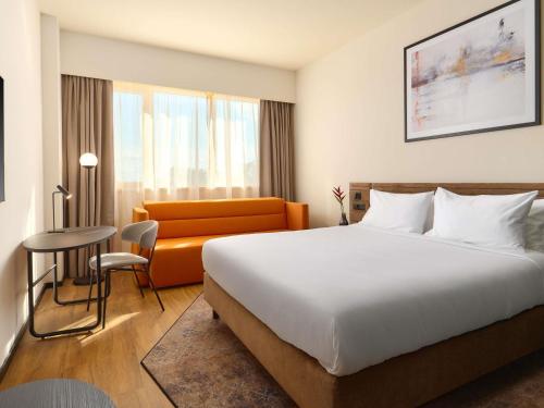 Habitación Estándar King del hotel Novotel Zagreb. Foto 4
