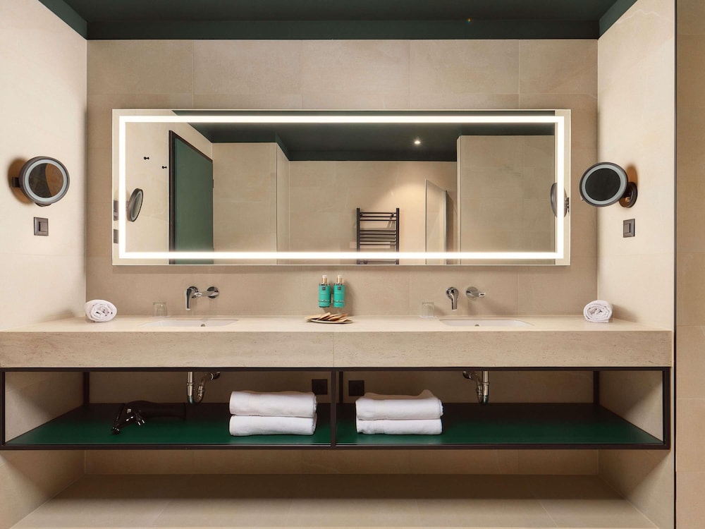 Suite Familiar del hotel Novotel Zagreb. Foto 3