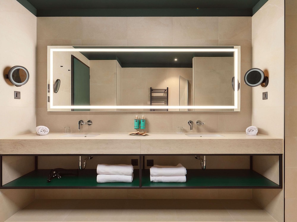 Suite Familiar del hotel Novotel Zagreb. Foto 3