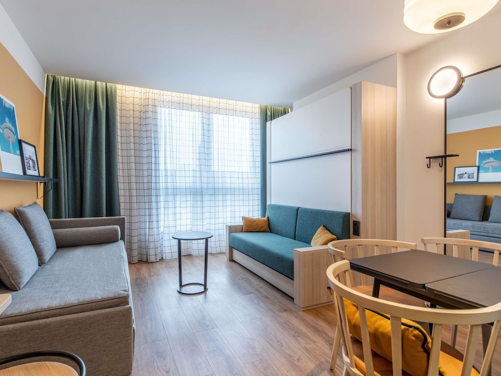 Estudio del hotel Adagio Access Brussels Airport. Foto 3