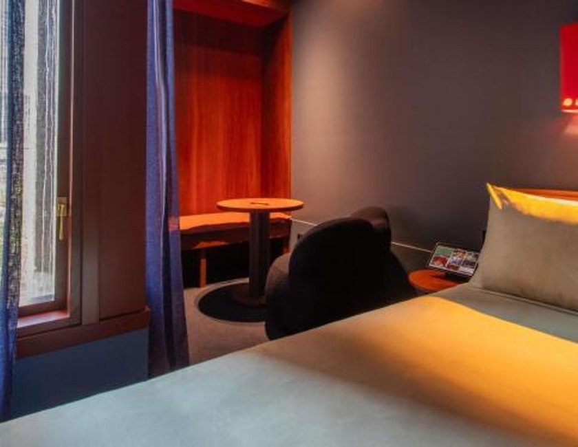 General Admission Twin Room with Two Twin Beds del hotel Hyde Melbourne Place. Foto 4