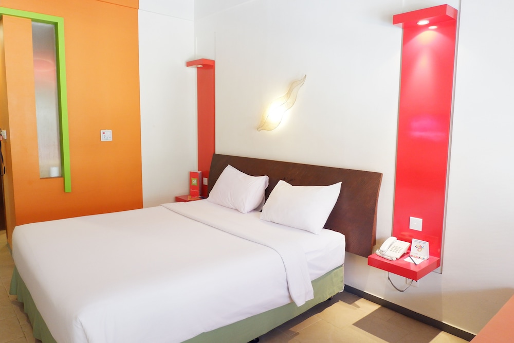 Habitación Superior con Dos Camas Individuales del hotel Ibis Styles Bali Legian. Foto 4