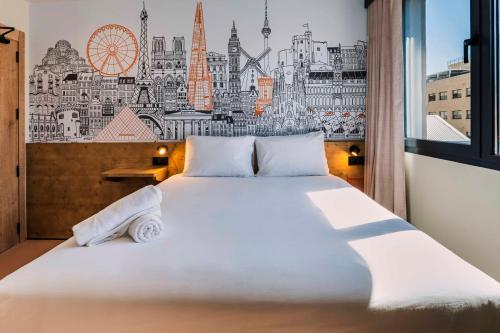 Habitación Doble Estándar del hotel easyHotel Madrid Alcala. Foto 11